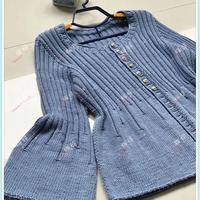 女士喇叭袖开衫