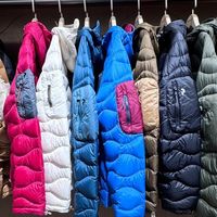 攀山鼠吐司服出圈，montbell霉豆腐卖爆！品牌靠奇葩昵称收割中产？