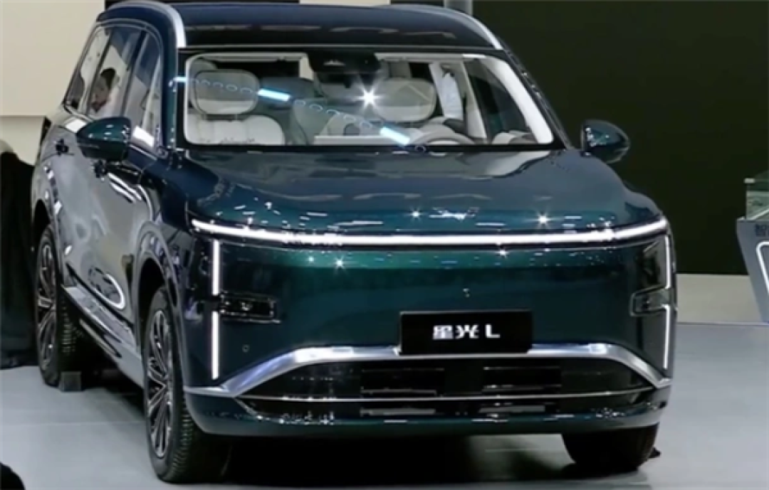 10万级大六座插混SUV!五菱星光L实车亮相:综合续航超1100km
