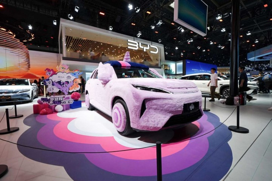 第三代比亚迪元 PLUS 亮相:A级纯电 SUV 进入更细分的年轻化竞争