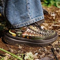 2026春夏户外鞋服消费转向：KEEN凭经典款登顶热卖榜，萨洛蒙XT-6热度下滑