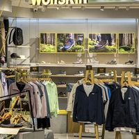 安踏2.9亿美元收购Jack Wolfskin，布局大众专业户外市场