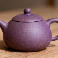 800元紫砂壶七成是假？懒人闭眼入指南：4个维度验出真价值，避坑抄作业