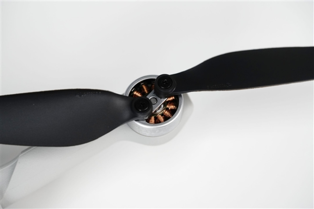 年轻人第一台航拍机!大疆DJI Lito X1无人机图赏