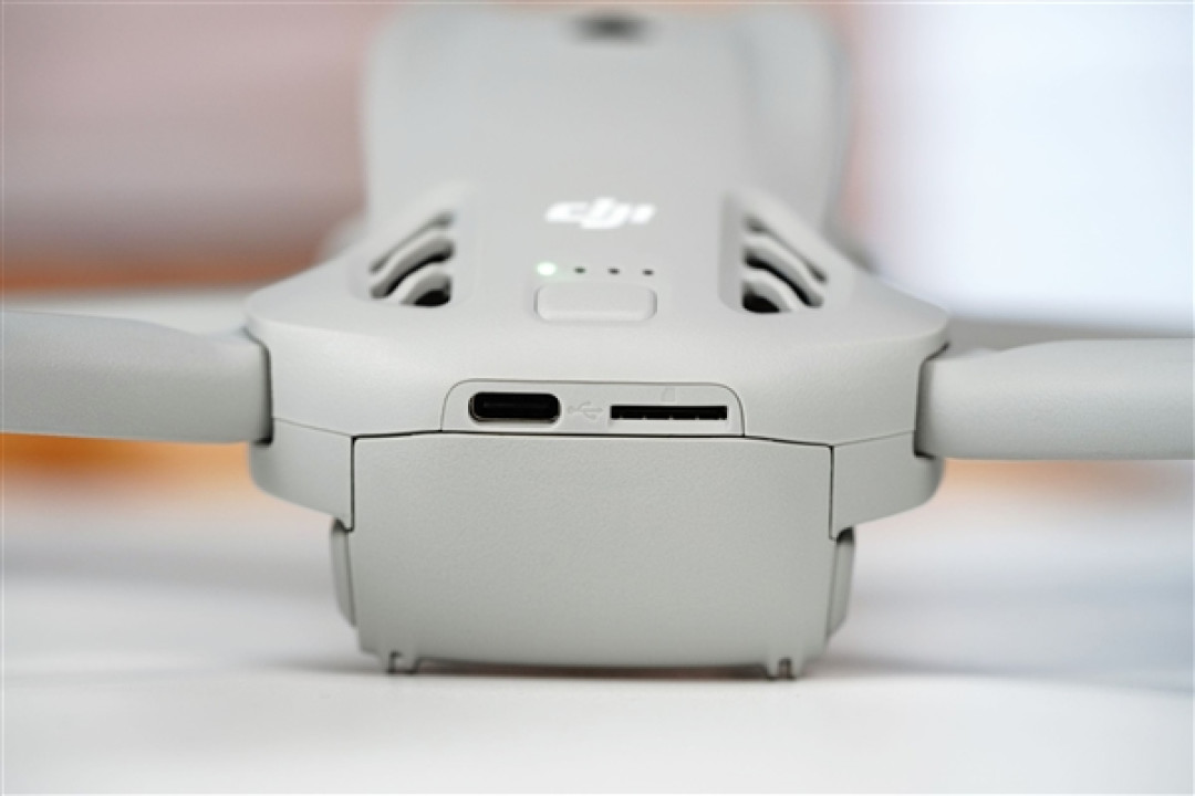 年轻人第一台航拍机!大疆DJI Lito X1无人机图赏
