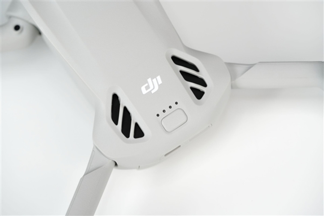 年轻人第一台航拍机!大疆DJI Lito X1无人机图赏