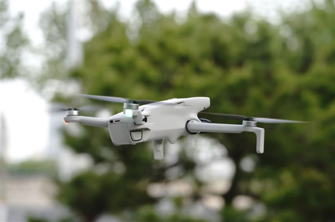 年轻人第一台航拍机!大疆DJI Lito X1无人机图赏