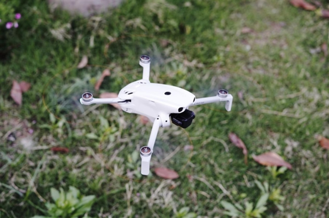 年轻人第一台航拍机!大疆DJI Lito X1无人机图赏