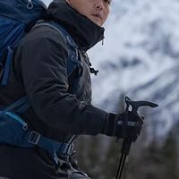 五一户外的“登山外挂”，省力又护膝