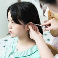 发际线后移、头发油腻、越掉越多？春季养发，抓住这4个关键！