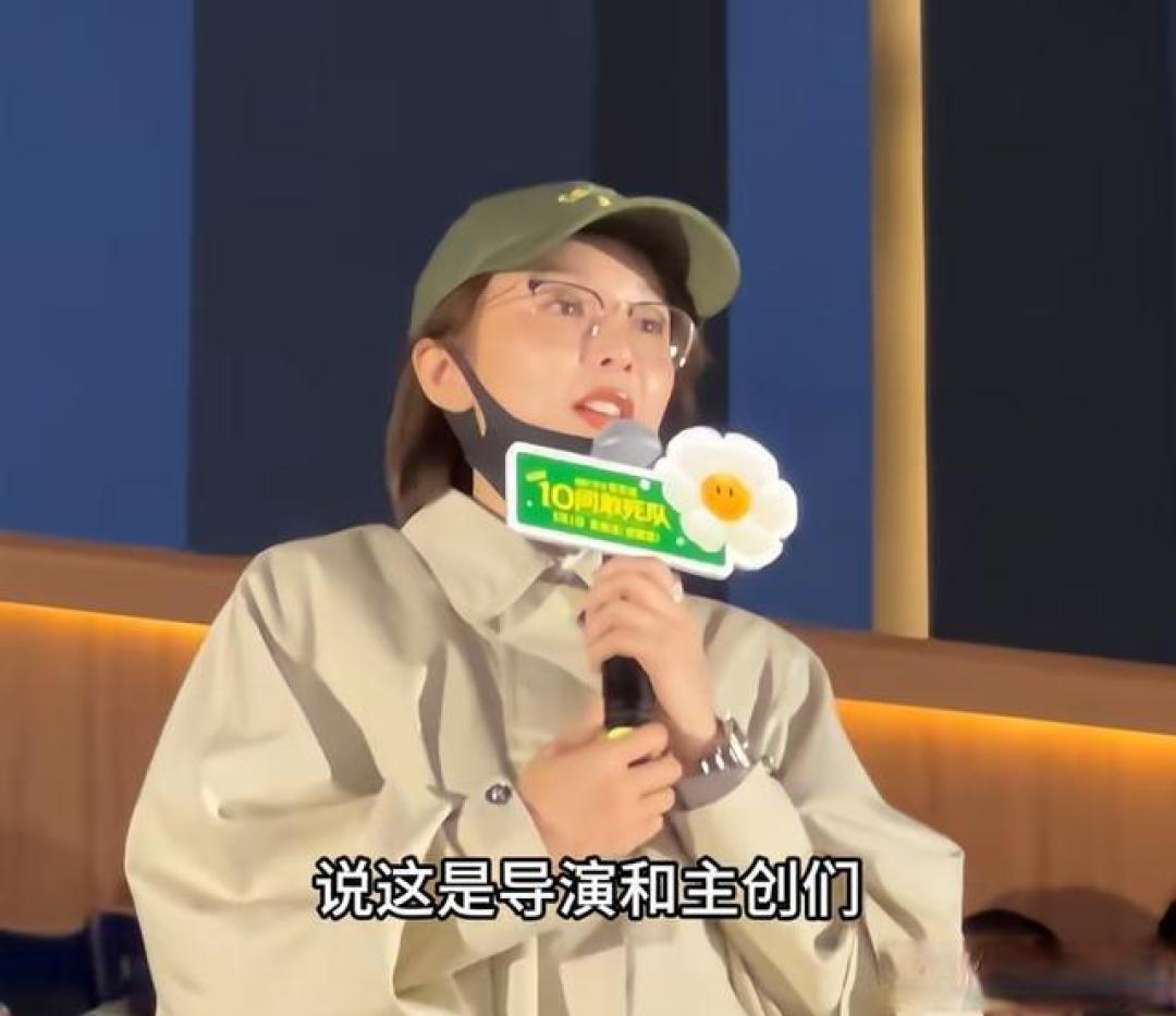 陈思诚首映礼风头被抢,10岁儿子犀利发言,祖孙三代口才绝了