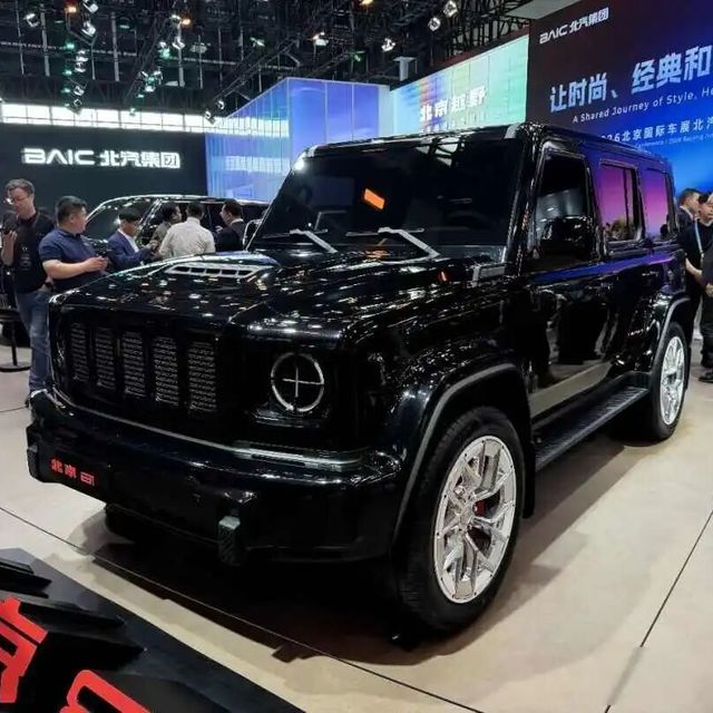 北京81不是谁都能驾驭的“战术方盒子”：硬核越野强到离谱，但城市通勤颠到后悔