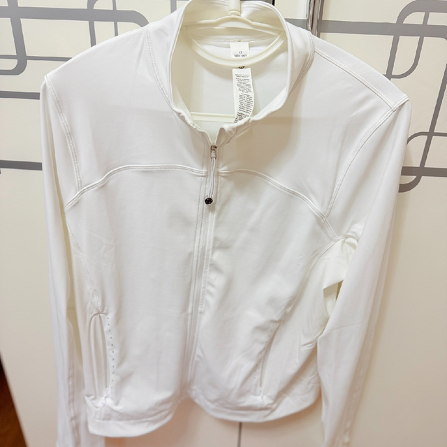 夏日防晒穿搭！lululemon轻盈版防晒衣，通勤跑步必备