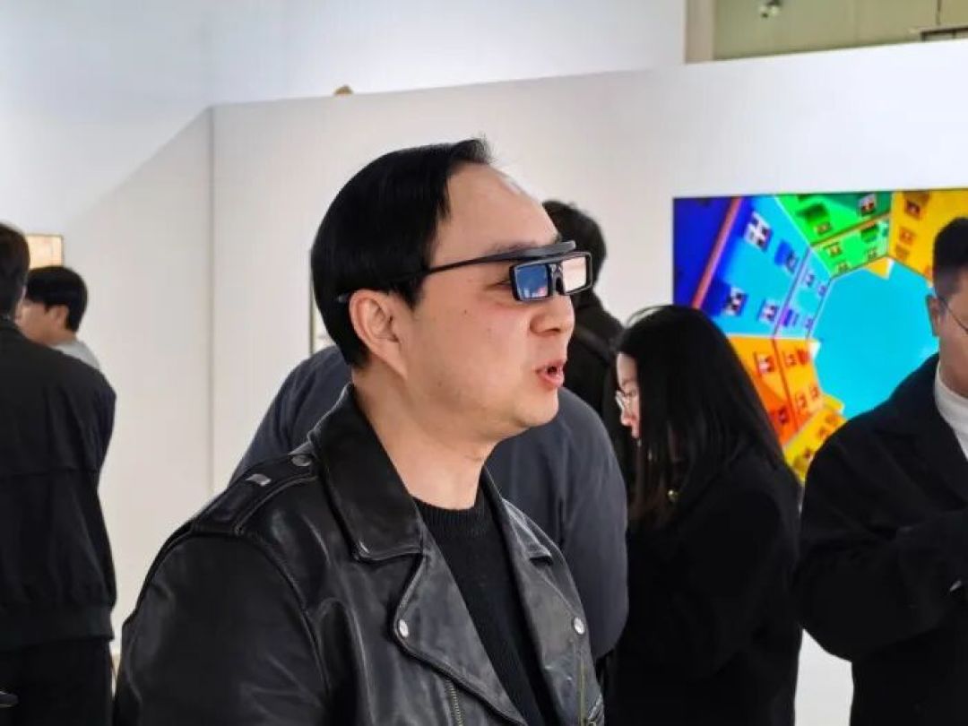 海信UX2026款现场体验:玲珑4芯真彩背光刷新RGB-Mini LED画质标杆