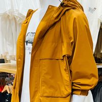 换季了，被优衣库这件姜黄色外套狠狠拿捏了