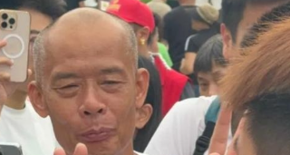 从凌晨抢号到门庭冷落，莫氏鸡煲的流量狂欢，只撑了一个月