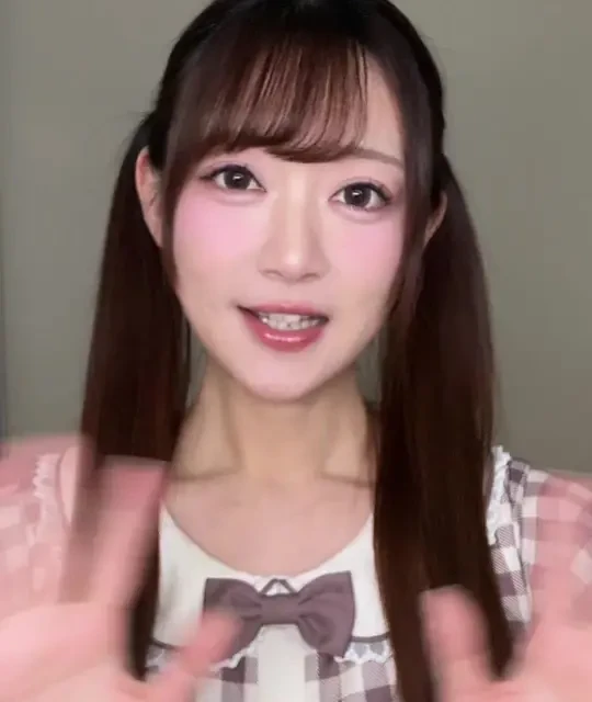 油痘肌日系清透底妆指南：产品组合与上妆手法解析