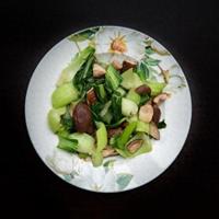香菇炒青菜（清淡鲜香、不出水，简单又下饭）