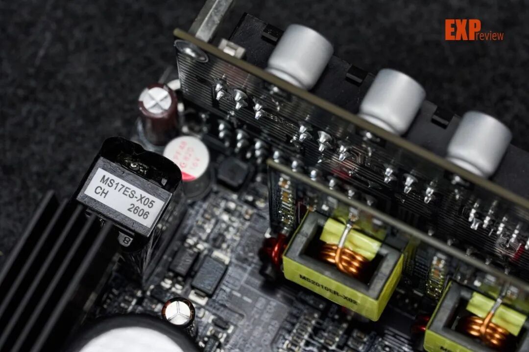 技嘉EAGLE 1000PM PG5电源评测:PPLP双铂金效能,千元以内难逢敌手