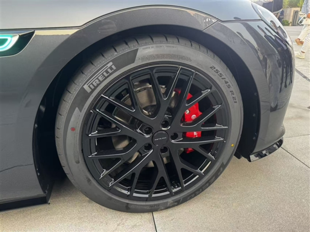 华为全家桶上车!启境GT7实车亮相:2.98秒破百的新一代智能猎装车
