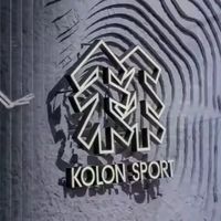 在东北：一只鸟，两棵树，三个箭头配爱步