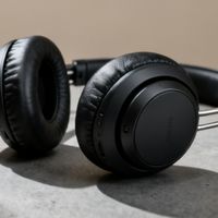 通勤两小时、居家办公或追剧发烧？这三类人闭眼入头戴式降噪耳机