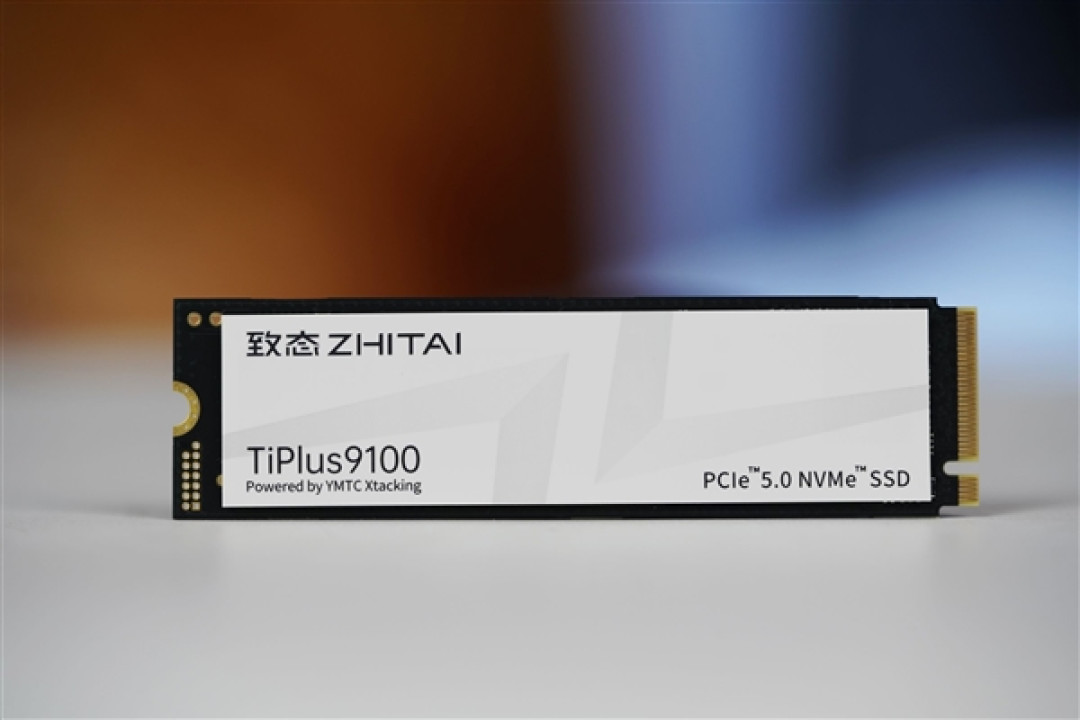 狂飙12000MB/s!长江存储致态TiPlus9100 2TB SSD图赏
