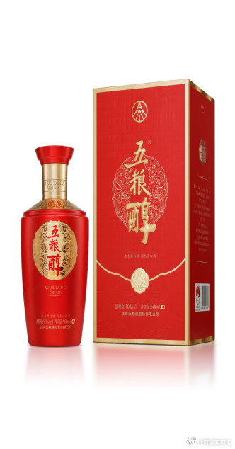 五粮醇：百元价位不上头白酒的标杆产品
一、开篇：五粮醇 —— 大众酒友的 "不上头口粮酒" 首选
在白酒消费日益理性的今天，"好喝、不上头、性价比高" 成为酒友选酒的核心诉求。而在百元价位段，五粮醇凭