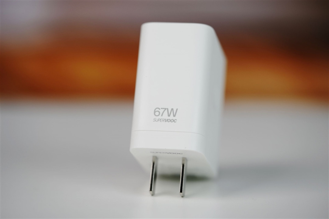279g极致轻薄+骁龙8 Gen5!OPPO Pad Mini评测:一款终于站起来的安卓旗舰小平板