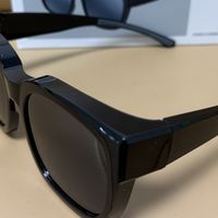 户外运动 篇零：近视党夏日福音，米家偏光太阳镜套镜：一扣即戴，防晒舒适两不误