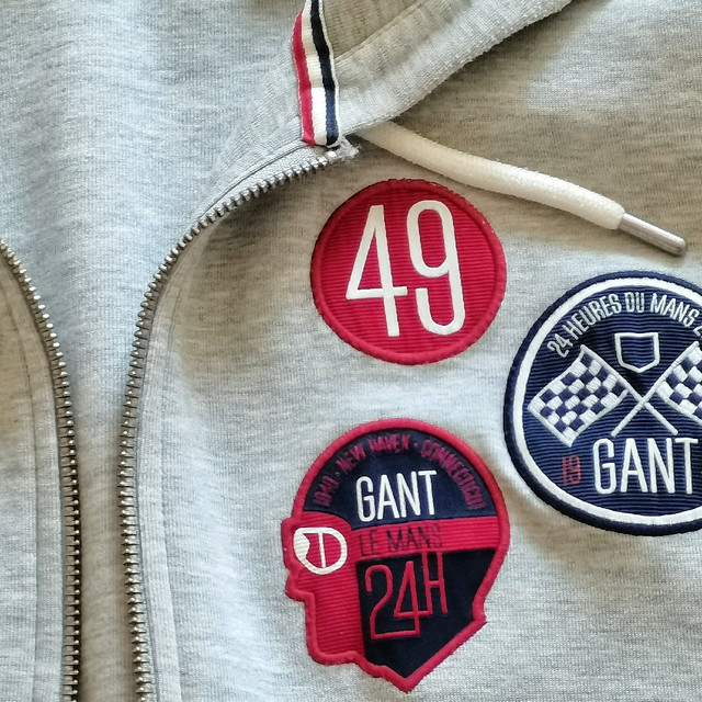 GANT的这款勒芒联名款卫衣我恨不得一直穿下去