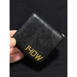 黑神话玩家狂喜！ANKER联名140W快充太顶了
