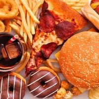 15元轻食沙拉含盐超牛肉面？这届“健康速食”正在悄悄毁掉你的身体