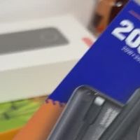 REMAX自带线充电宝解决旅行充电难题