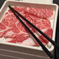 日本「しゃぶ叶」自助餐肉片薄如蝉翼引争议,此事暴露出哪些问题?
