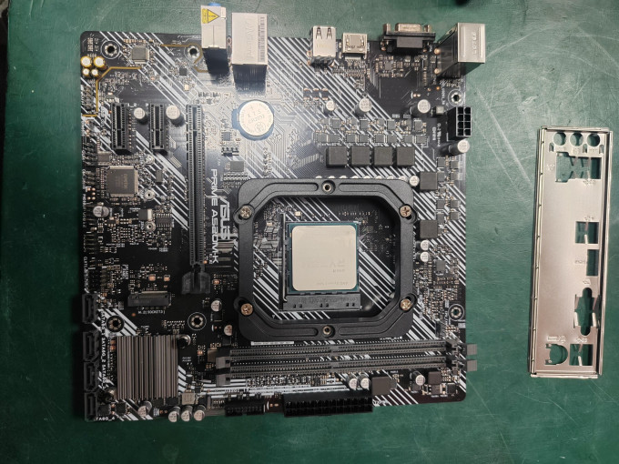CPU