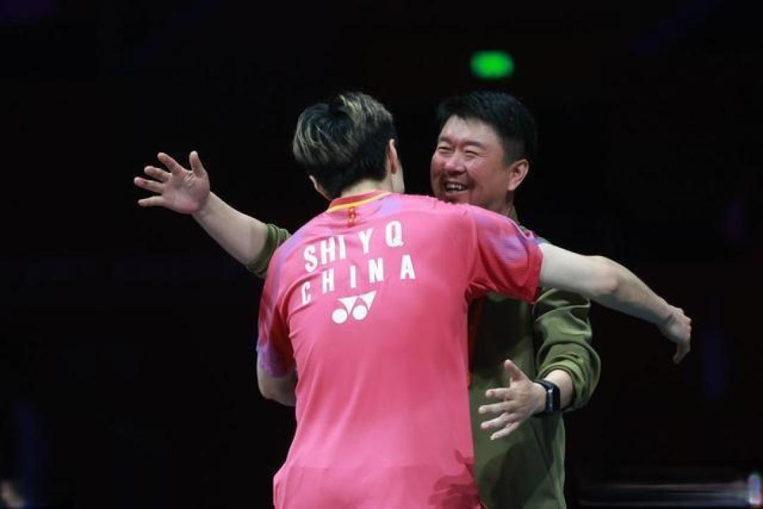 石宇奇决胜局狂轰11比0，带病复出上演王者归来！