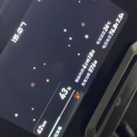 小牛NX马拉松功率设置 功率实际是191瓦-576瓦，还是很不错的，对需要使用充电桩的用户还是很友好的。反应很快，功率变化得很丝滑。