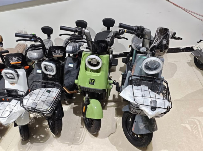 绿源电动车整车