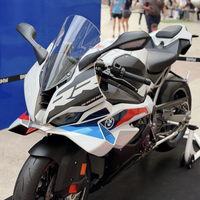 新宝马 BMW S1000RR亮相：这已经不是仿赛，是赛道武器！