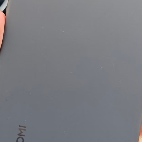 续航强劲但影像逊色的Turbo4Pro
