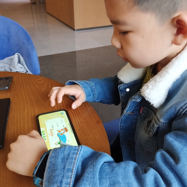 正版app使用方便且重闭环，娃爱刷不费妈