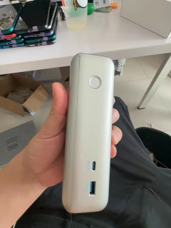 差旅不断电！安克能量舱是我的随身“安全感”
