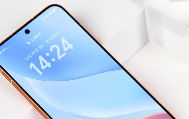荣耀手机“扛不住了”,10080mAh+IP69K,512GB降到2379.15元