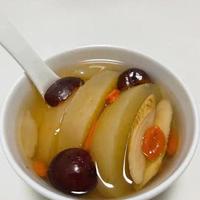 别低估煮苹果！一周3次，调脾胃祛湿气强体质，比生吃更补人！