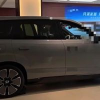 31.98万起的腾势N8L，标配三电机和后轮转向很唬人