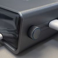 安克桌面充pro，搭载250W黑科技+智能屏，远程操作超省心！