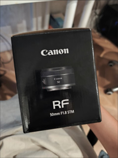 从第一台相机到镜头升级！换掉套头，我入了佳能RF 50mm F1.8