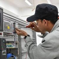 在职场中如何准备电工证实操考试才能顺利通过呢？