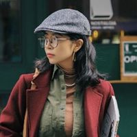 看了上海奶奶才发现,棒球帽已经不兴了!很多人在戴礼帽、报童帽